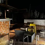 Διαμέρισμα Elegant Rooftop With Shared Terrace And Jacuzzi Mk2 Βουδαπέστη