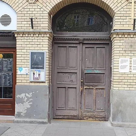 Elegant Rooftop With Shared Terrace And Jacuzzi Mk2 * Budapest