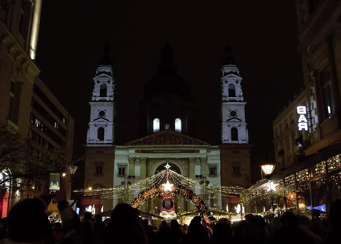 Lejlighed Elegant Rooftop With Shared Terrace And Jacuzzi Mk2 Budapest